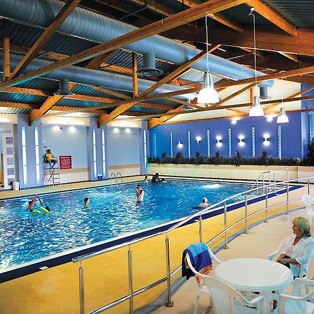Hoburne Naish Hotel Highcliffe Bagian luar foto